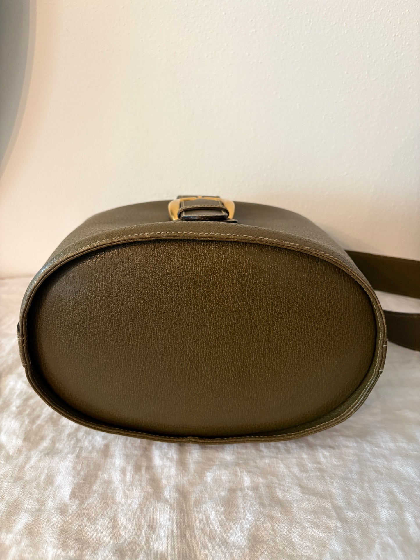GUCCI 1990’s Archival Green Leather Bucket Crossbody Bag