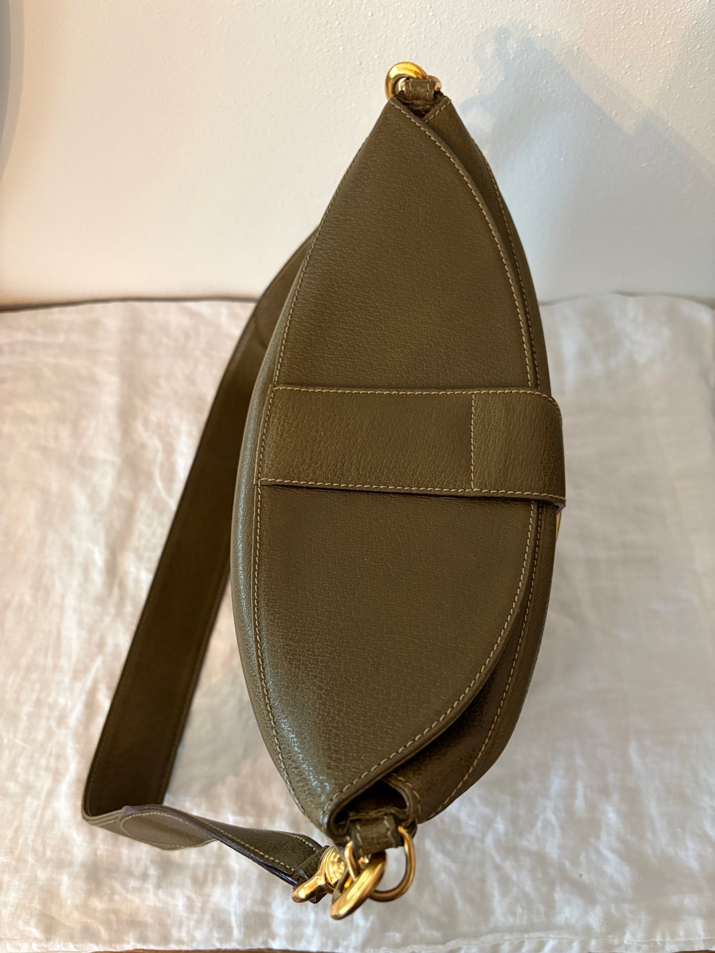 GUCCI 1990’s Archival Green Leather Bucket Crossbody Bag