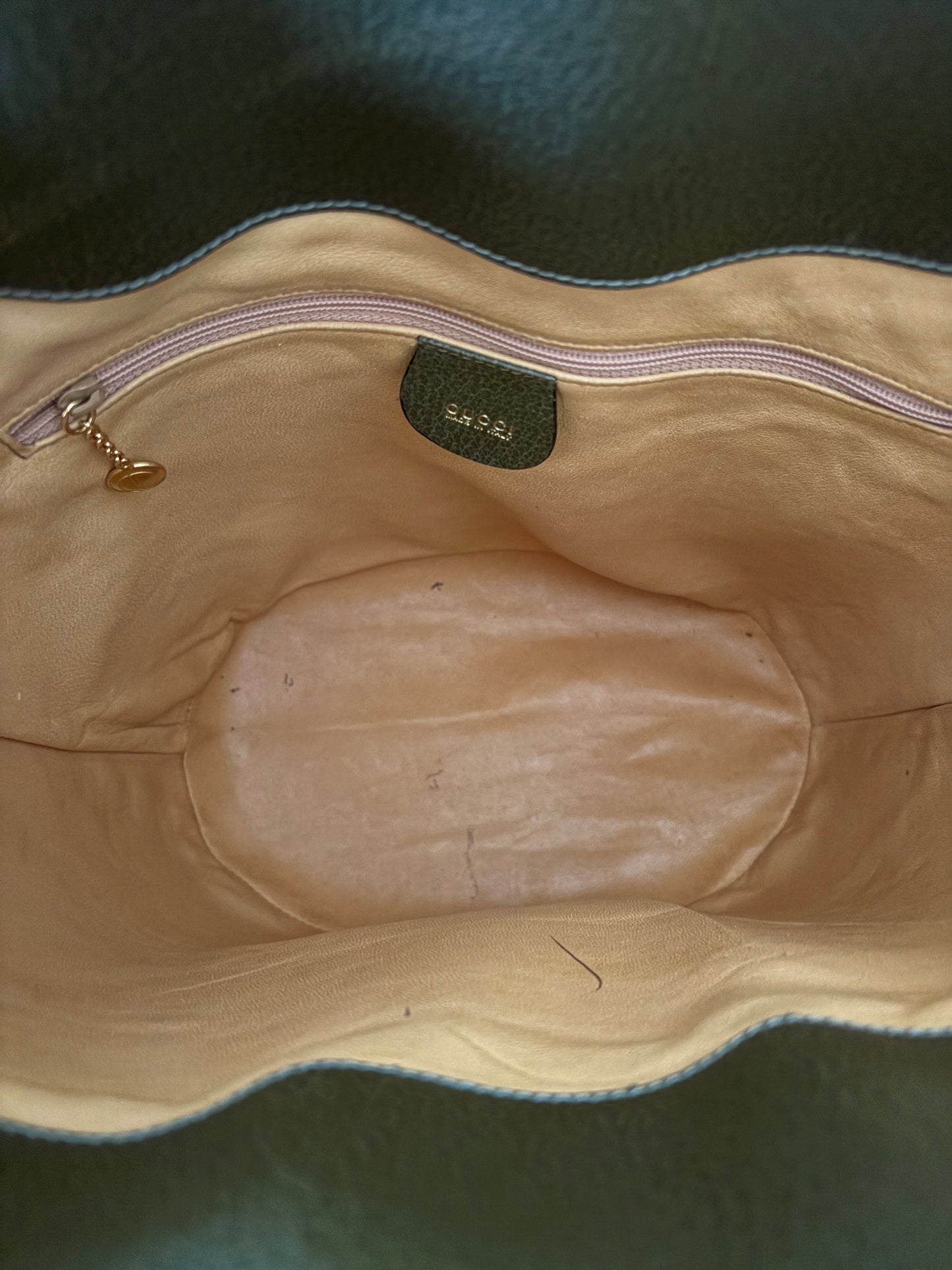 GUCCI 1990’s Archival Green Leather Bucket Crossbody Bag